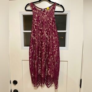 Gorgeous Lace Dress - worn once, freshly dry cleaned!